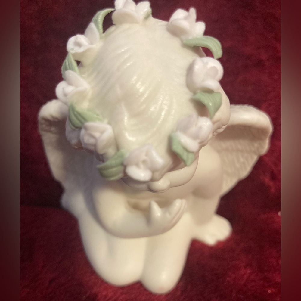Angel - Picture 3 of 5